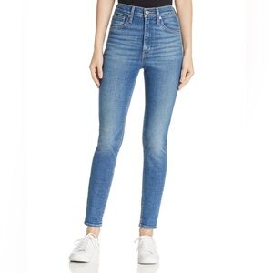 Levi’s Mile High Super Skinny Jeans Size 26 Medium Wash